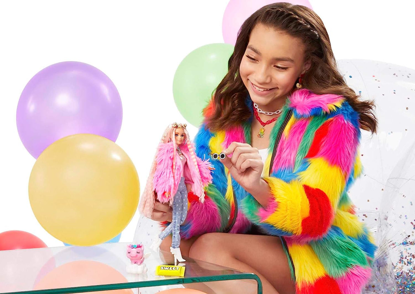 Boneca Barbie Extra, boneca com casaco em pelos, boneca com 15 acessórios, item autentico Mattel