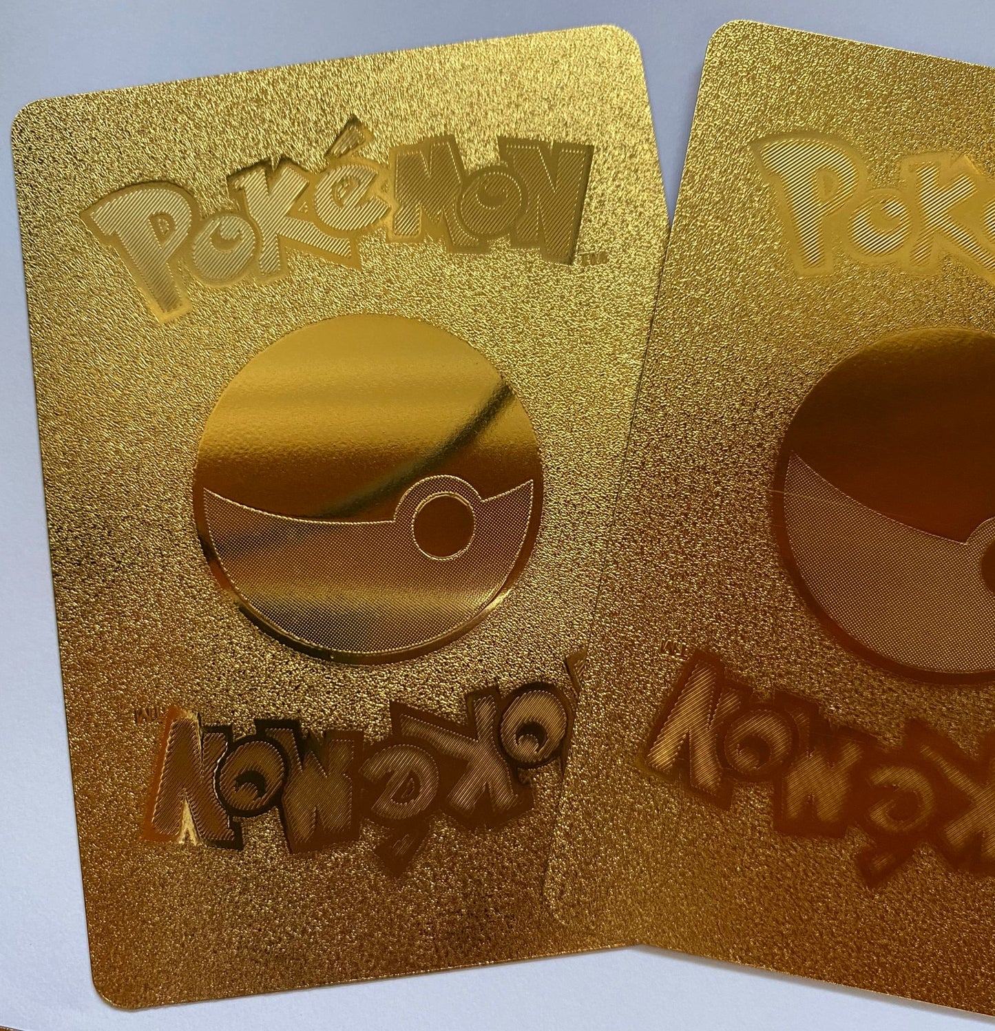 Pokemon cartas douradas oficiais