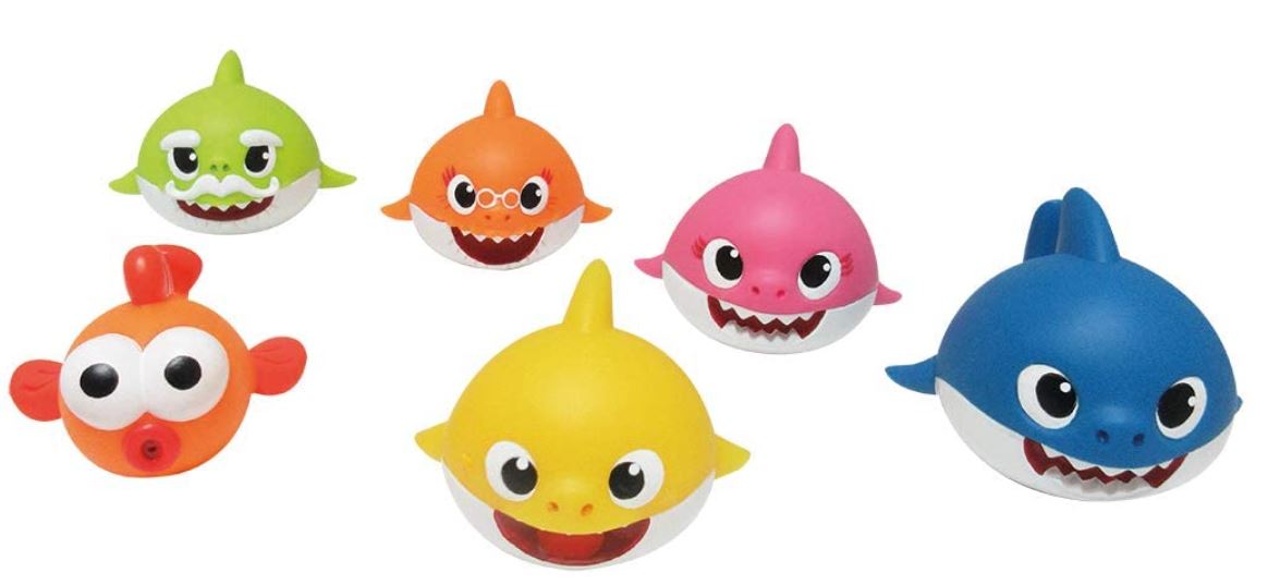 Familia Baby Shark 6 figuras para brincar na água